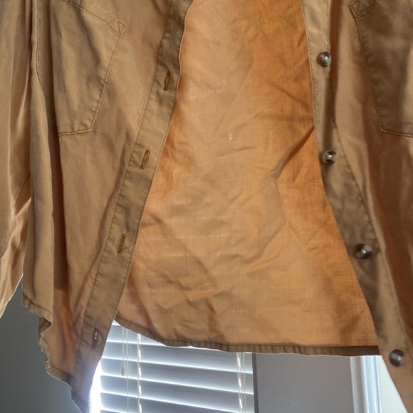 Thread + Supply Cropped Button Down - Picture 3 of 4